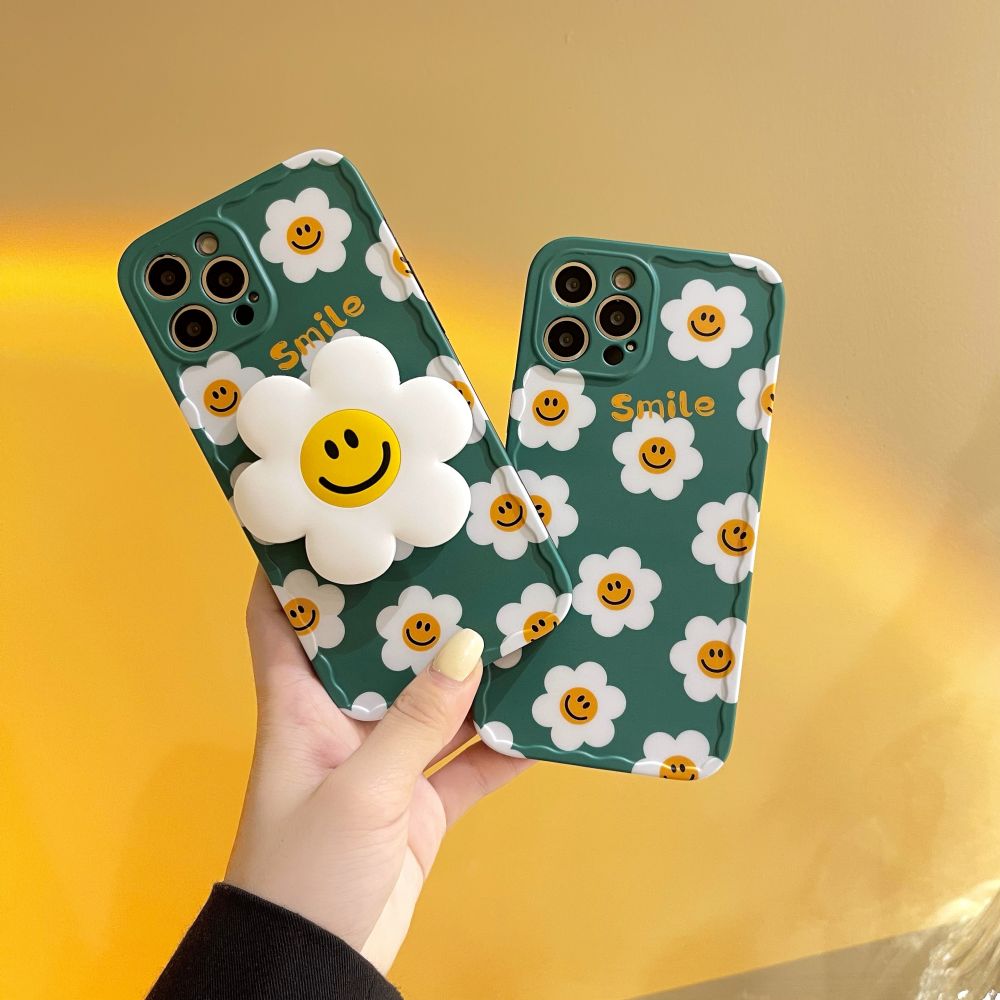 I Love Green Flower Phone Case With Smiley Daisy Phone Grip