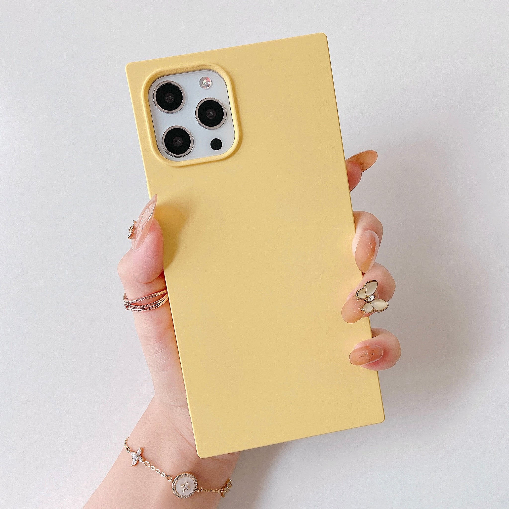 iPhone 11 Pro Max Case Square Silicone (Yellow)